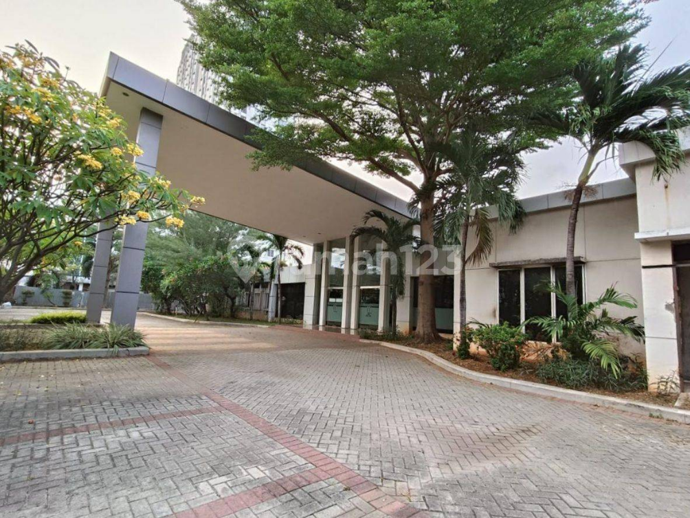 Commercial Land Plot 5000m² for Development