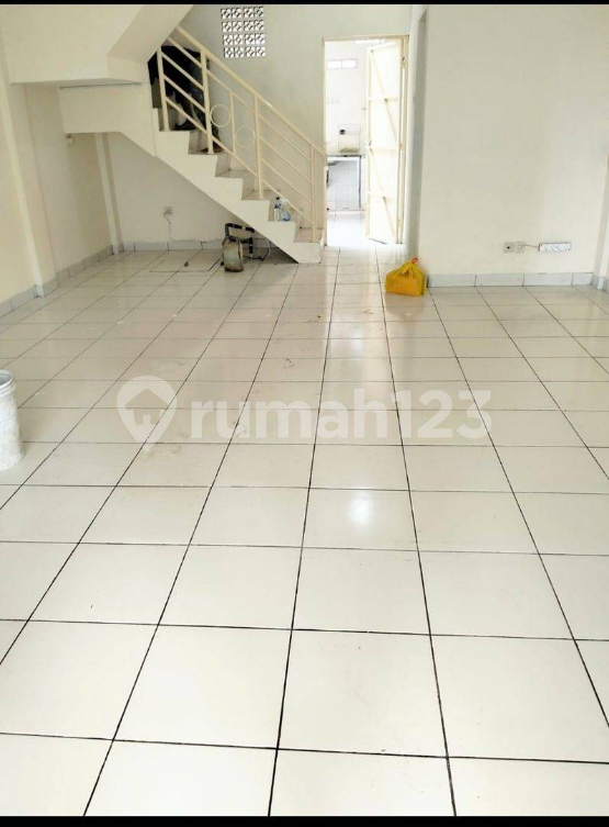 Commercial Shop House in Surapati Core Complex