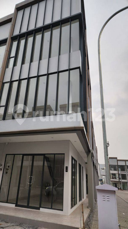 Modern 3-Story Corner Commercial Building