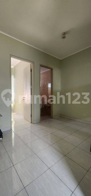 Semi-Furnished House Near BSD Toll Gate