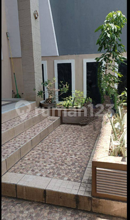 Spacious Two-Story House with Garden in Jakarta