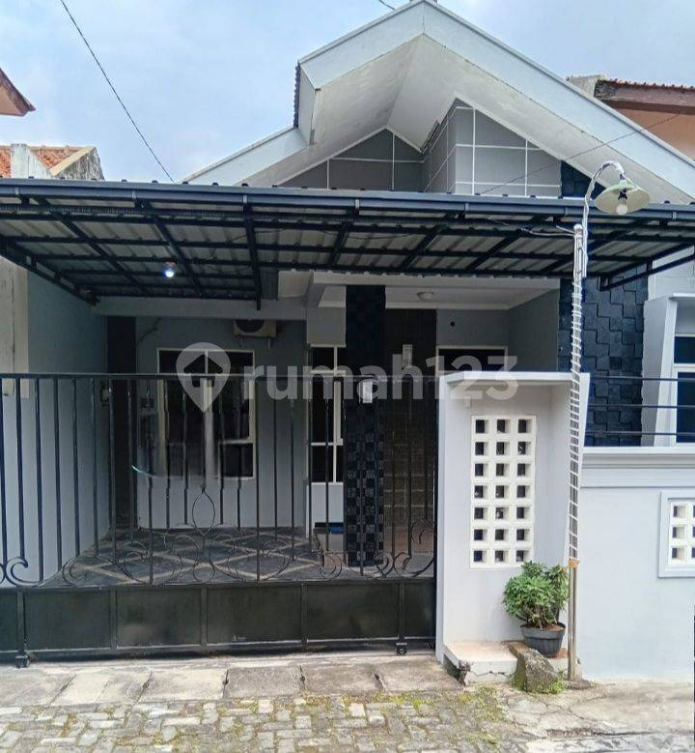 Modern House Near City Center