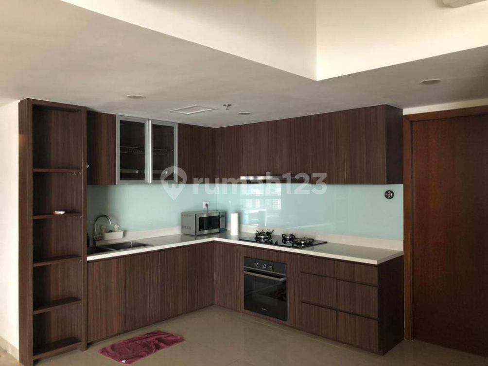 Modern Apartment Near CBD with Mall Access