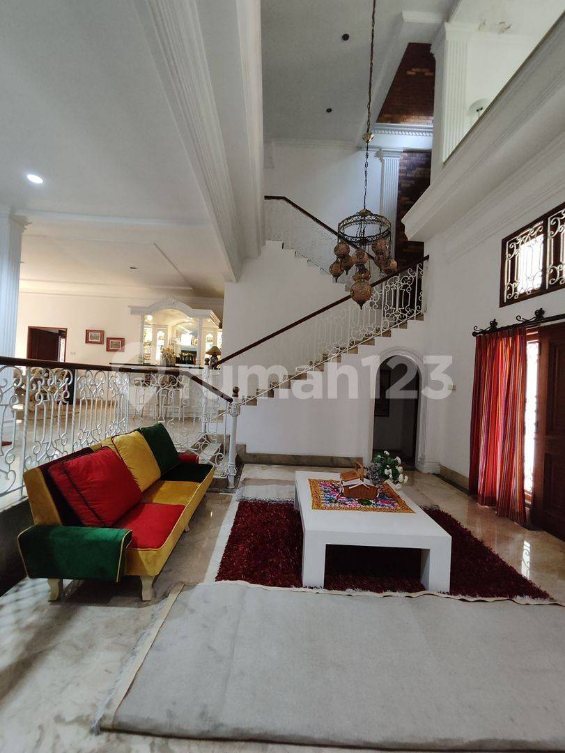 Spacious, Well-Maintained Property with Classic Design