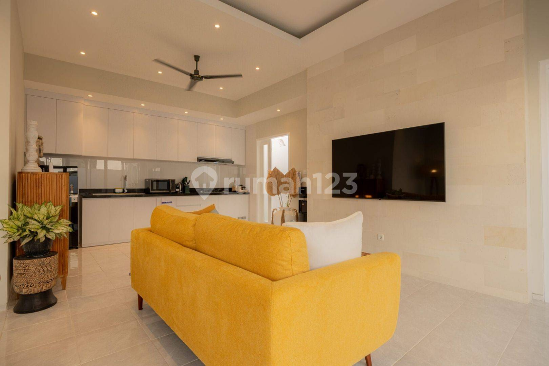 Modern 2-Bedroom Villa with Private Pool