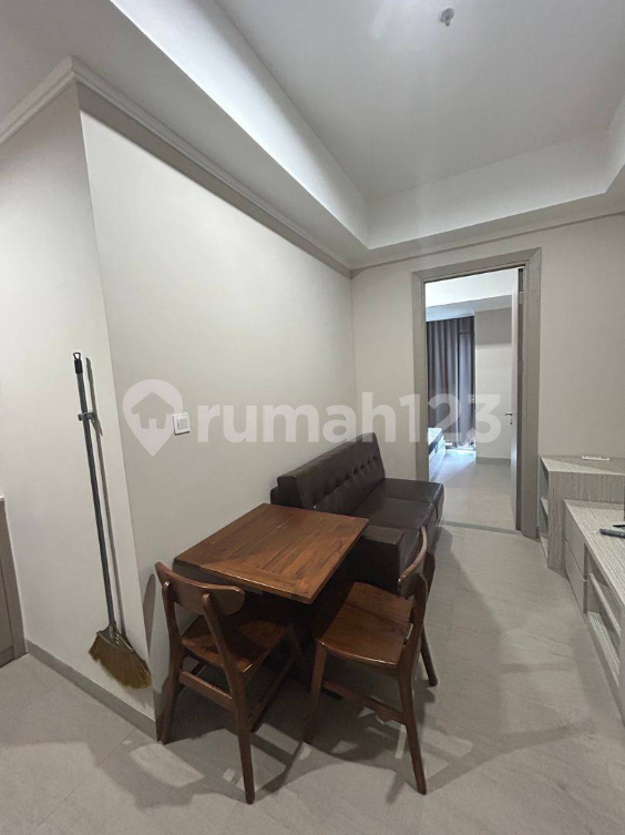 Furnished 1-Bedroom Apartment Near JIEXPO