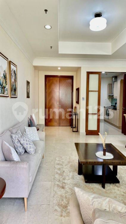 Luxurious 3BR Corner Unit with Private Lift
