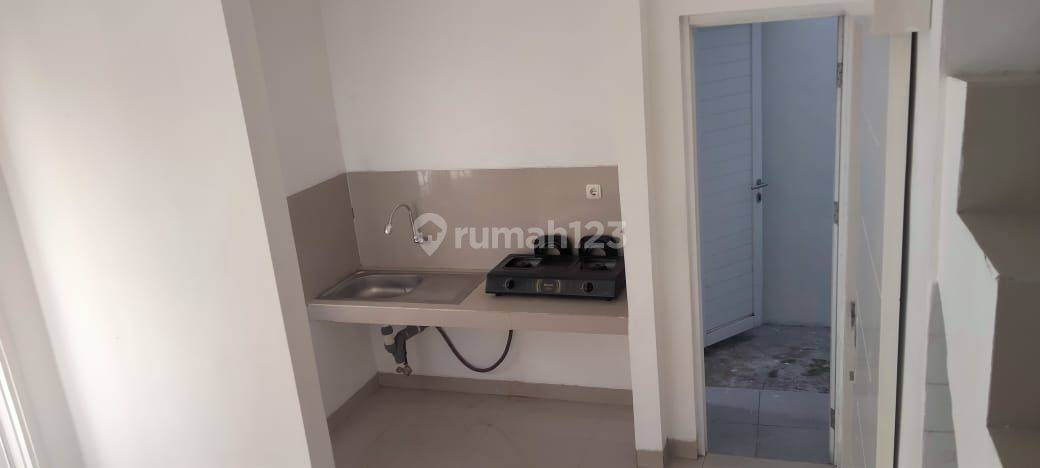 Modern 2-Bedroom House in Puri Beta Ciledug