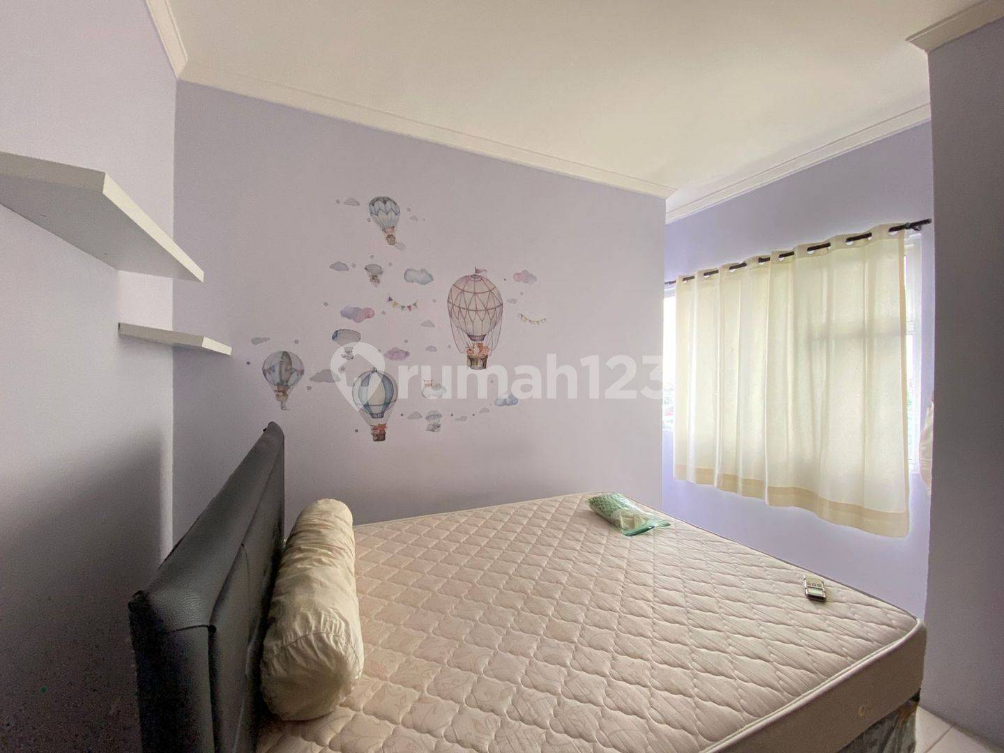 Furnished 2-Bedroom Apartment with City View