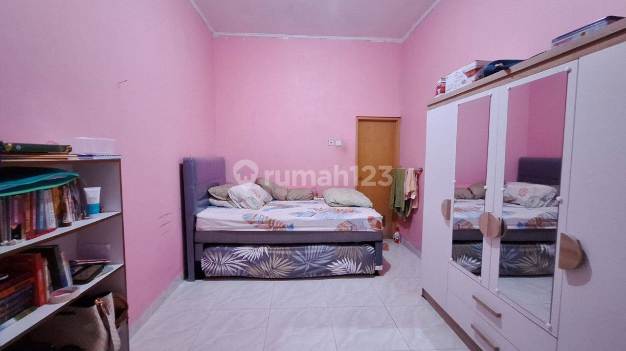 Furnished Townhouse Near Sudimara Station