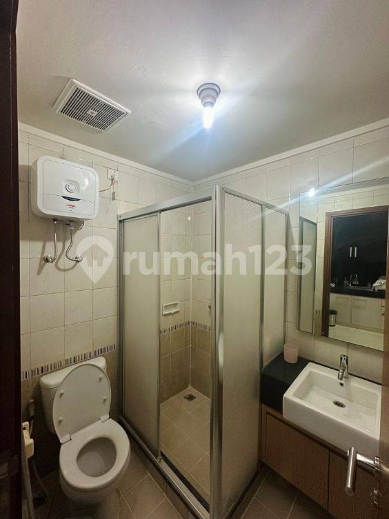 Modern 1BR Apartment with Pool View Sahid Sudirman
