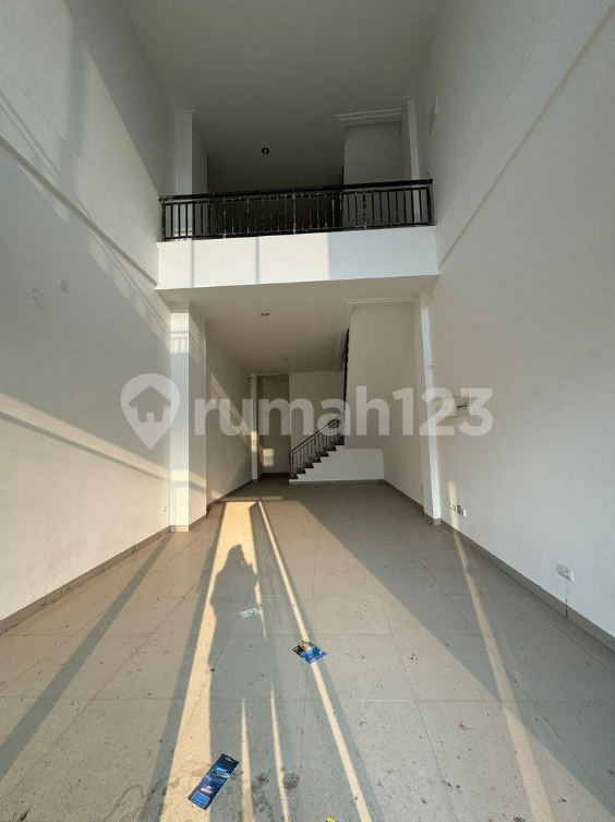 3-Story Commercial Shophouse with High Ceiling