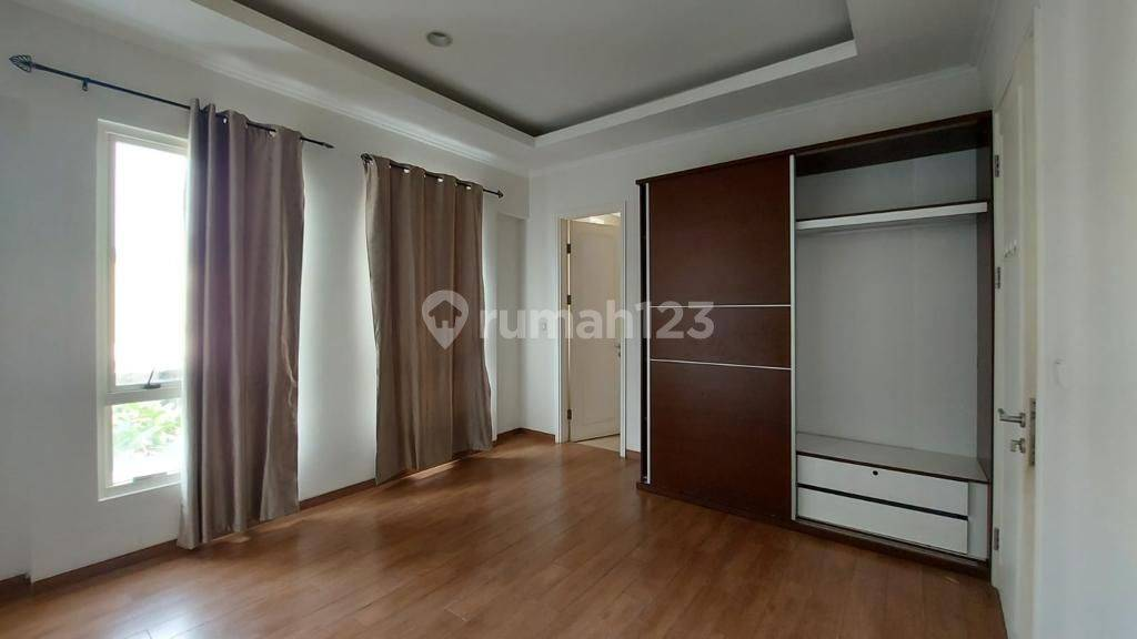 Spacious 2-Story House in Alam Sutera