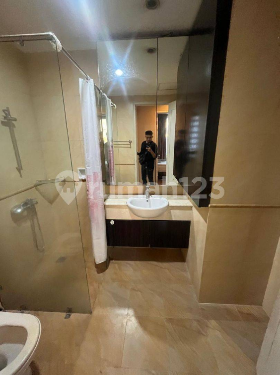 Modern 2BR Furnished Apartment with City Views