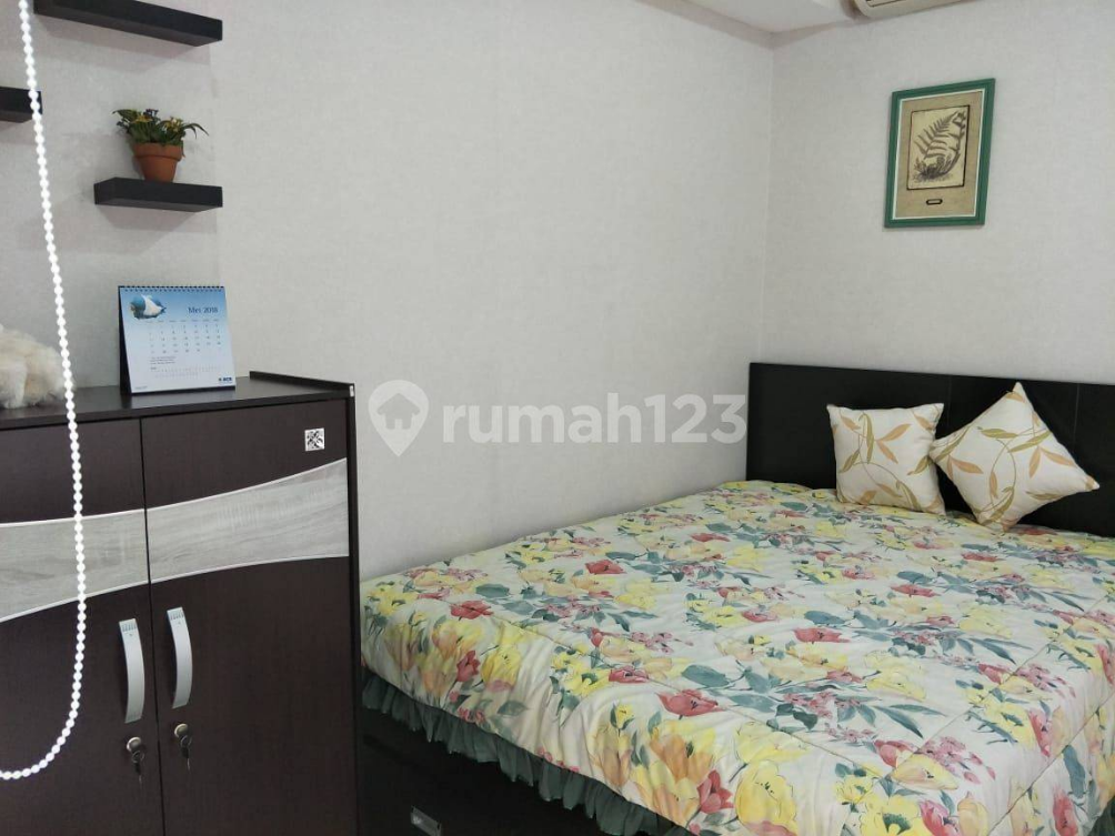 Modern Studio Apartment with City View