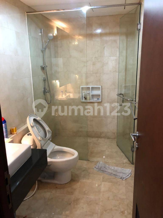 Spacious 2BR Springhill Apartment with Golf View