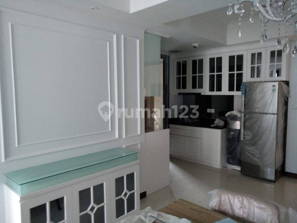 Luxury Furnished 2-Bed Apartment with City Views