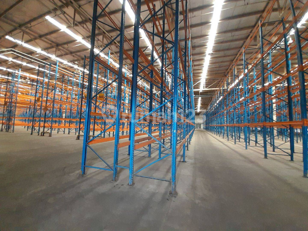 Large Industrial Warehouse with Modern Storage Systems