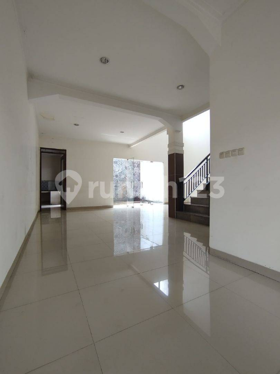 Modern Two-Story House in Batu Nunggal Cluster
