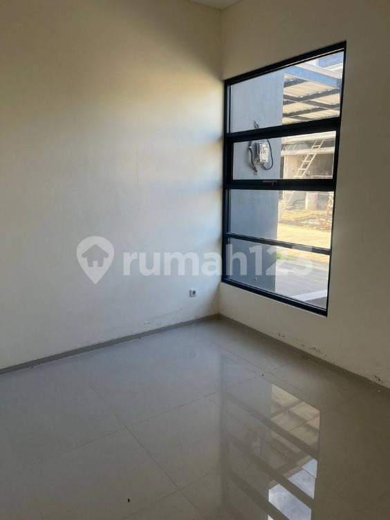 Modern One-Bedroom House Near Aeon Mall