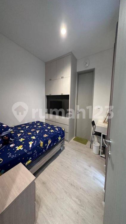 Luxurious 3-Bedroom House with Modern Interior