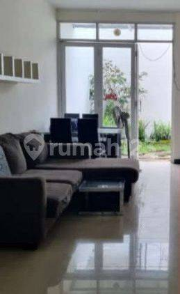 Modern 2-Story House in Taman Kopo Indah V