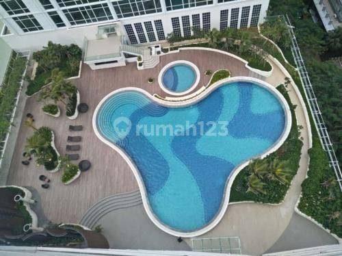 Modern Studio Apartment Near UPH Campus
