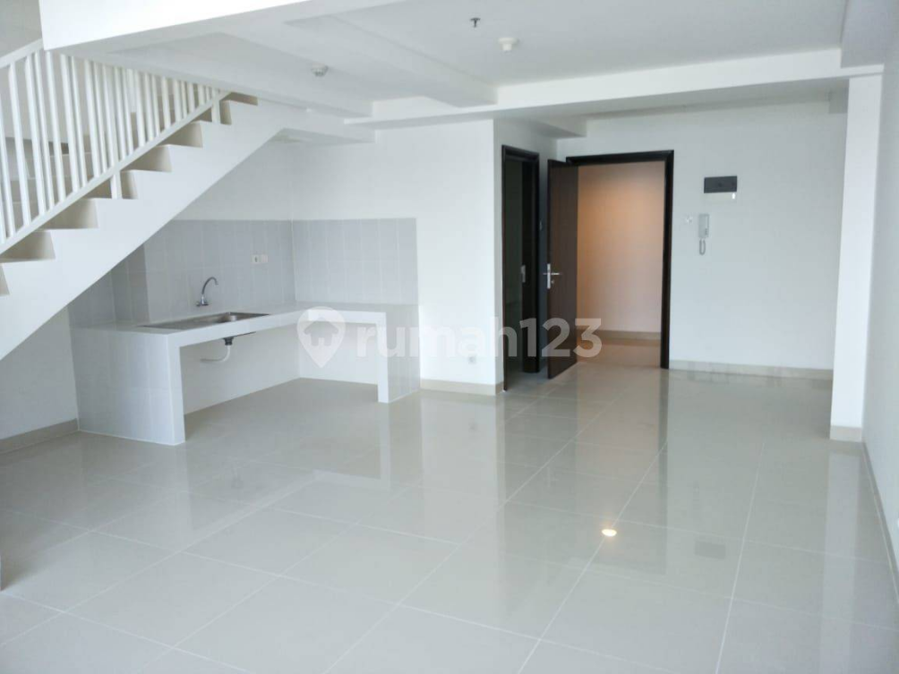 Spacious Neo Soho Apartment with City Views