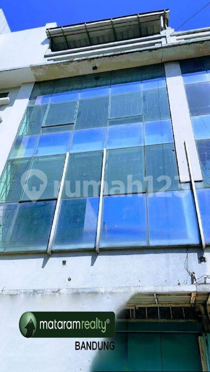 Strategic 4-Floor Commercial Building in Central Bandung