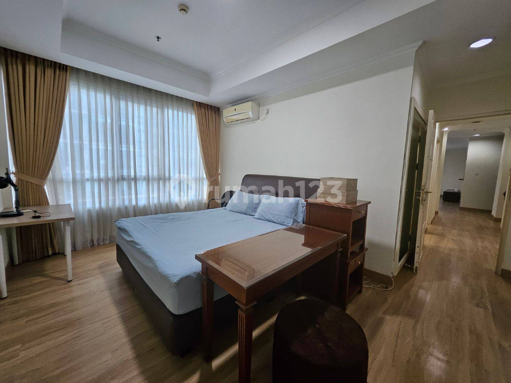 Modern 3-Bedroom Apartment with Green Surroundings