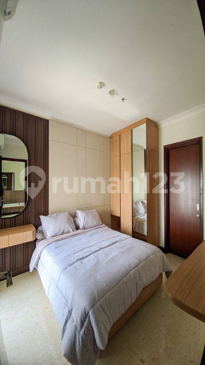 Modern 2BR Furnished Apartment with City Views