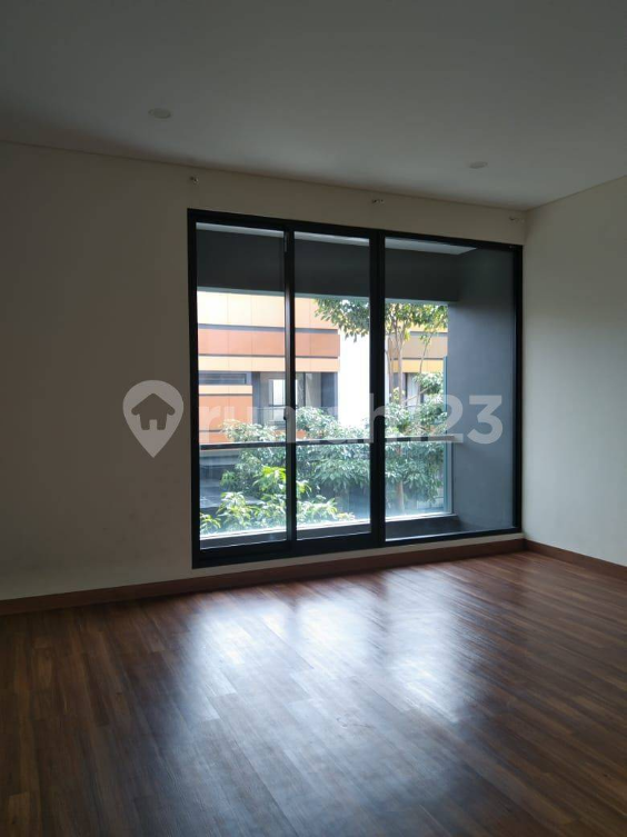 Modern 4-Bedroom House in Gading Serpong Complex