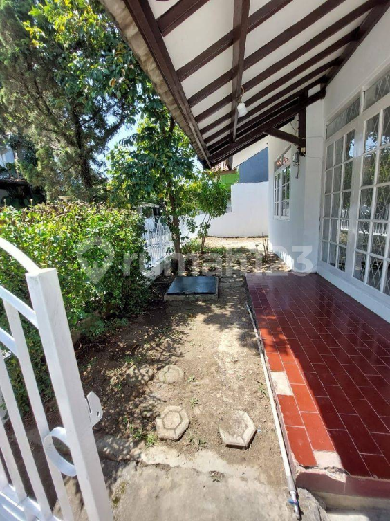 Strategically Located House in Arcamanik, Bandung