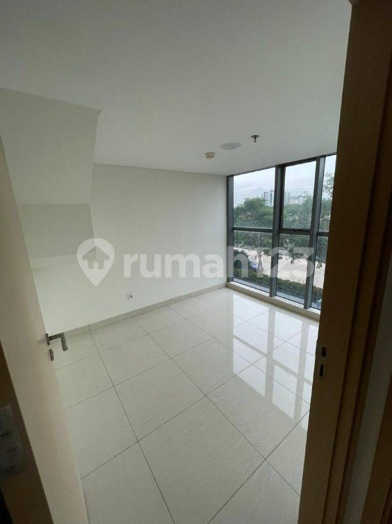 Semi-Furnished 1.5 Floor Apartment in Kelapa Gading