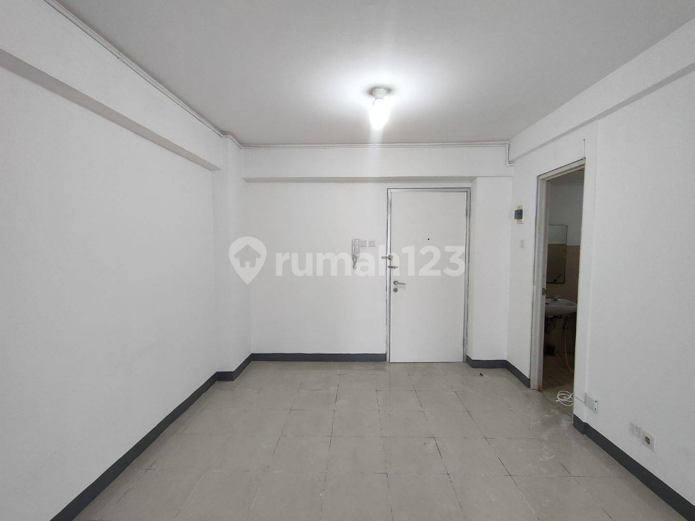 Green Bay Pluit Apartment - Comfortable Living Space