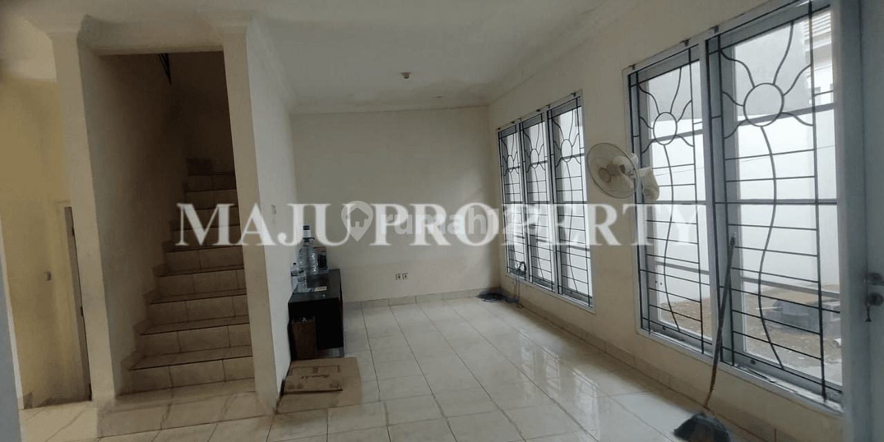 Modern Townhouse in Legenda Wisata Cibubur