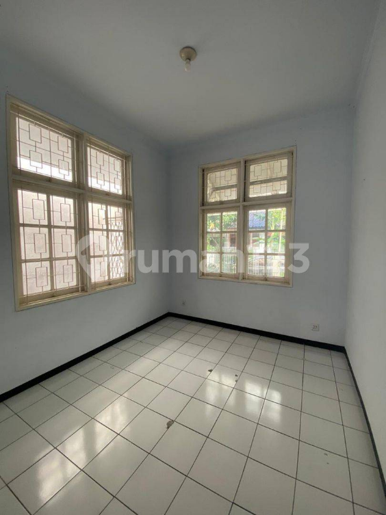 Spacious Family House Near TB Simatupang Business Center