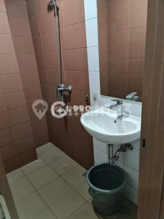 Furnished Studio Apartment with Pool View