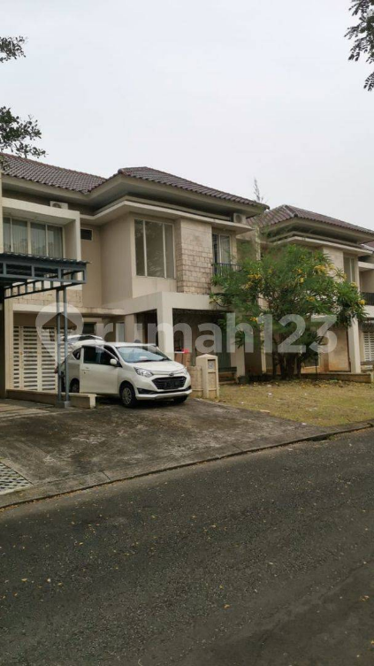 Modern Two-Story House Near Alam Sutera Toll
