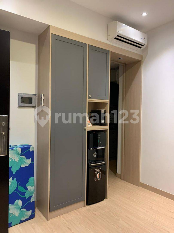 Modern Furnished 1-Bedroom Apartment in Kensington