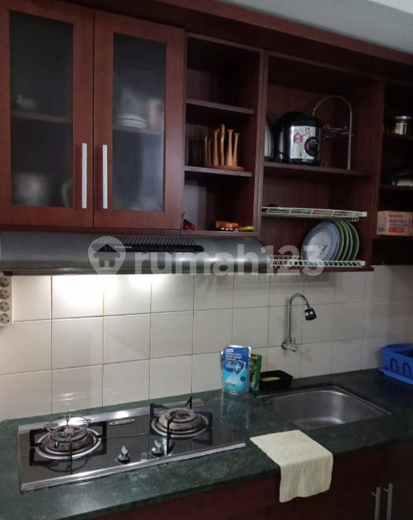 Furnished 2BR Mountain View Apartment in Setiabudi