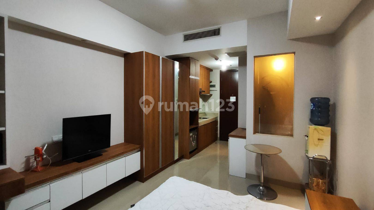 Furnished Apartment Near UPH University and Karawaci Mall