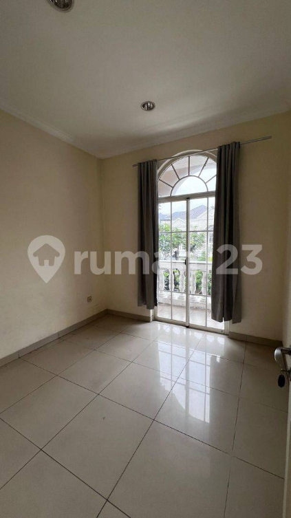 Spacious 3-Bedroom House in Europe Complex