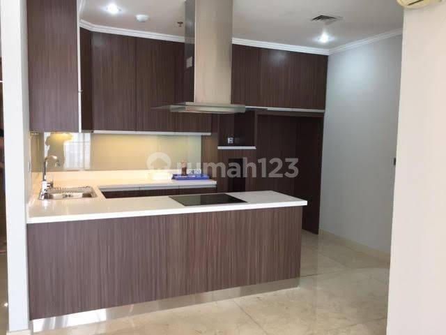 330m² Ocean View Apartment with Private Lift