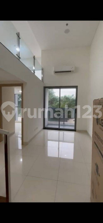 Semi-Furnished 1.5 Floor Apartment in Kelapa Gading