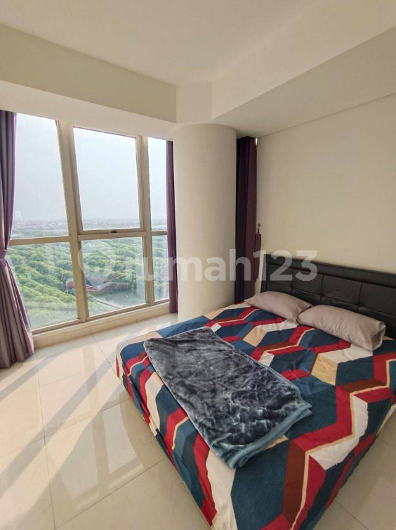 Furnished 2BR Gold Coast PIK Apartment