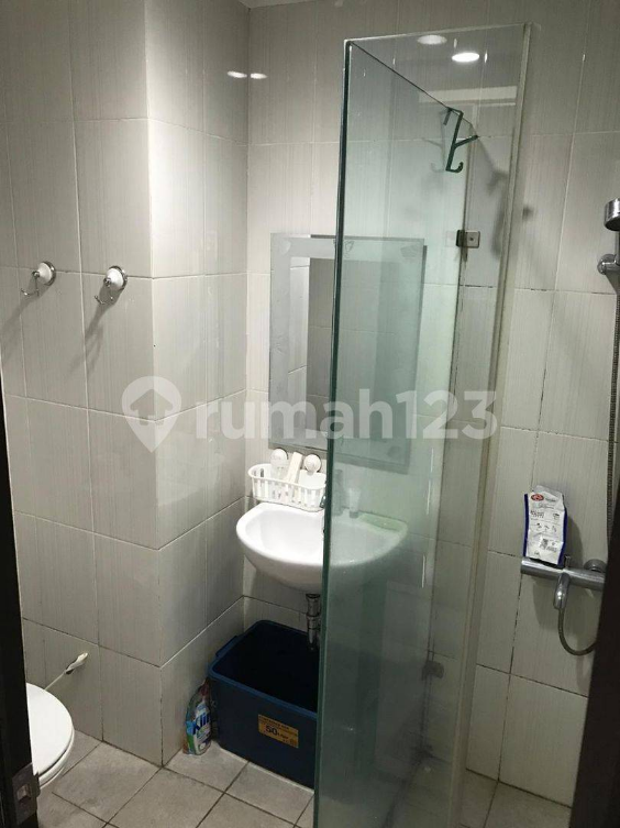 Furnished Studio Apartment in Strategic Tamansari Semanggi