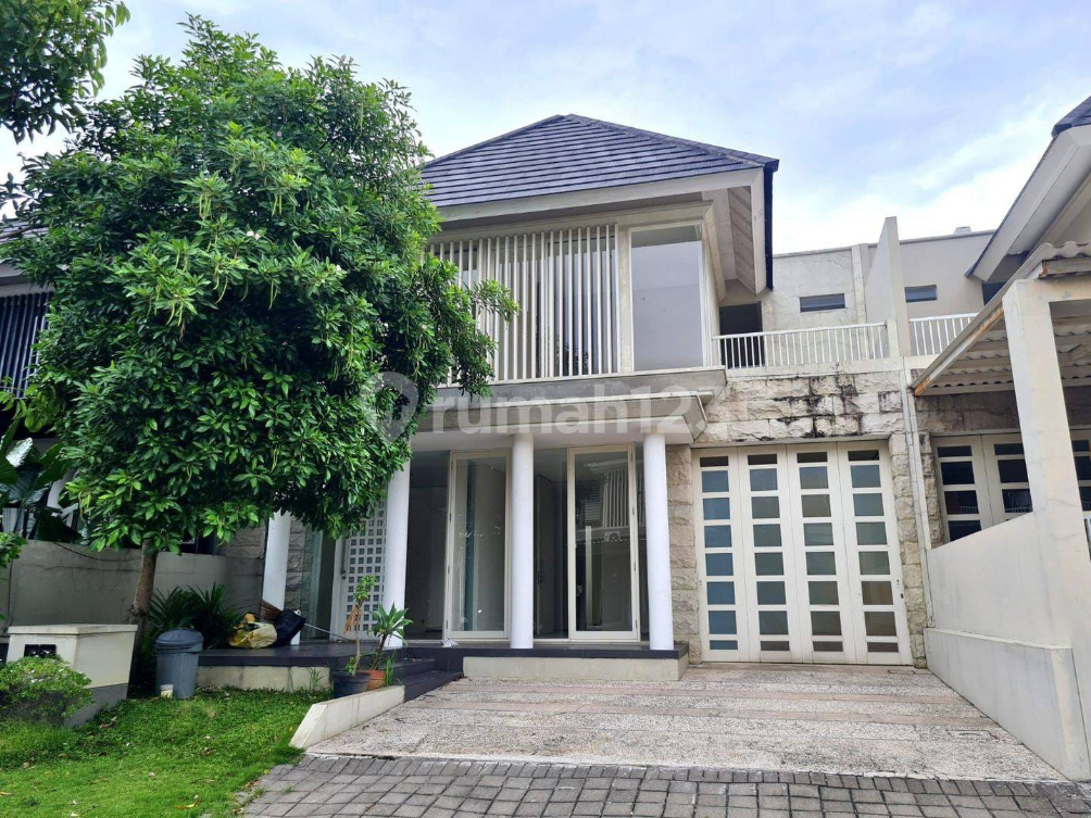 Modern 2-Story House Near Modern Market Citraland