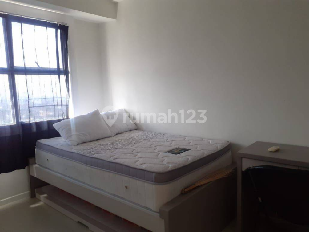 Furnished 1-Bedroom Apartment with City View