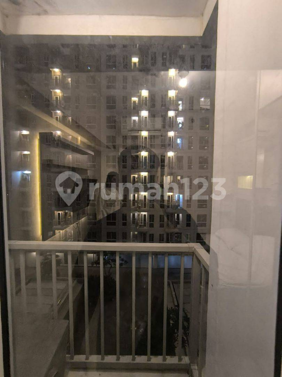 Modern Studio Apartment with Amenities
